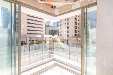 Sala/Cozinha de apartamento à venda com 4 quartos, 354m² em Itaim Bibi, São Paulo