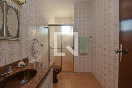 Banheiro Social de casa à venda com 3 quartos, 310m² em Vila Sao Pedro, São Paulo