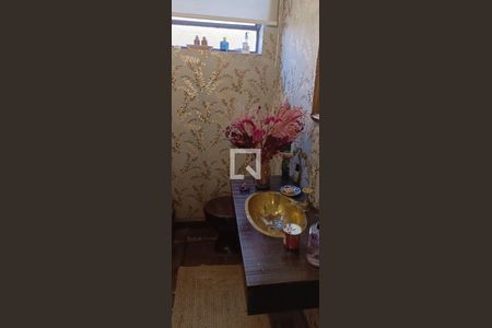 Lavabo de casa à venda com 3 quartos, 300m² em Jardim Leonor, São Paulo