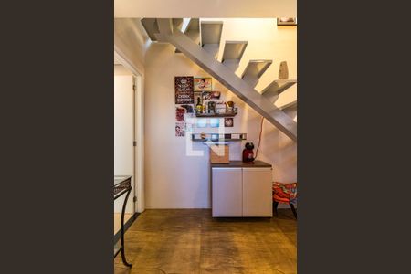 Escada de apartamento à venda com 3 quartos, 84m² em Vila Andrade, São Paulo