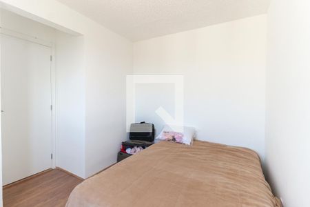 Quarto 1 de apartamento para alugar com 2 quartos, 32m² em Vila Carmosina, São Paulo