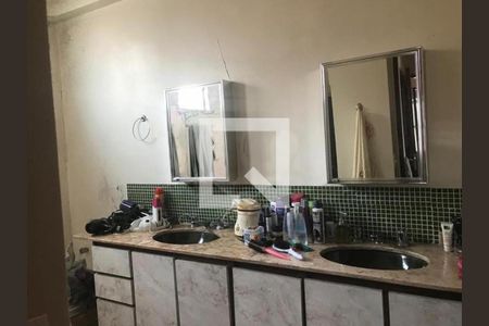 Casa à venda com 3 quartos, 330m² em Vila Monumento, São Paulo