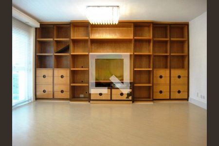 Apartamento à venda com 3 quartos, 240m² em Santa Cecilia, São Paulo