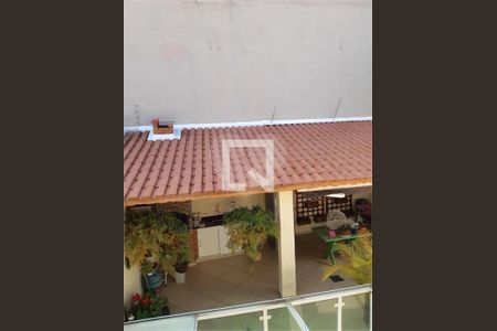 Casa à venda com 4 quartos, 300m² em Parque Sao Domingos, São Paulo