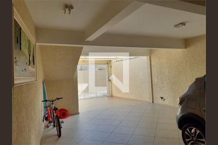 Casa à venda com 4 quartos, 300m² em Parque Sao Domingos, São Paulo