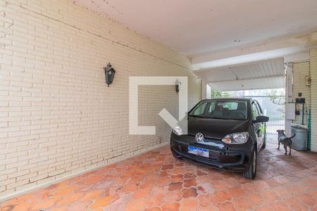 Garagem de casa à venda com 3 quartos, 400m² em Santa Tereza, Porto Alegre