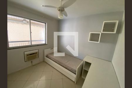 Quarto  de apartamento à venda com 3 quartos, 154m² em Anil, Rio de Janeiro