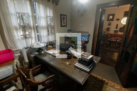 Escritório de casa para alugar com 6 quartos, 380m² em Cidade Jardim, São Paulo