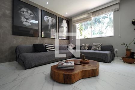 Sala de casa de condomínio à venda com 3 quartos, 215m² em Freguesia (jacarepaguá), Rio de Janeiro