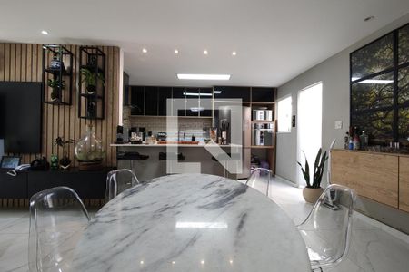 Sala de casa de condomínio à venda com 3 quartos, 215m² em Freguesia (jacarepaguá), Rio de Janeiro