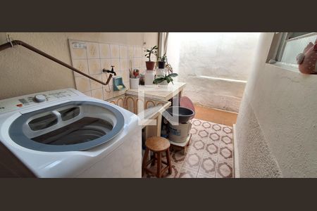 Área de Serviço de casa à venda com 3 quartos, 450m² em Barcelona, São Caetano do Sul