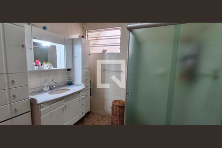 Banheiro de casa à venda com 3 quartos, 450m² em Barcelona, São Caetano do Sul