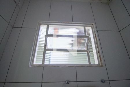 Banheiro de casa para alugar com 1 quarto, 58m² em  Jardim Santa Luiza, Sorocaba