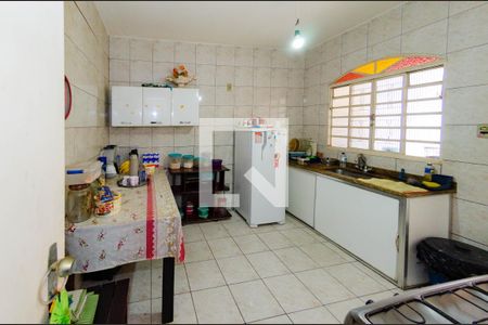 Cozinha de casa à venda com 2 quartos, 180m² em Jardim America, Belo Horizonte