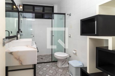 Banheiro de apartamento à venda com 2 quartos, 94m² em Barra Funda, São Paulo