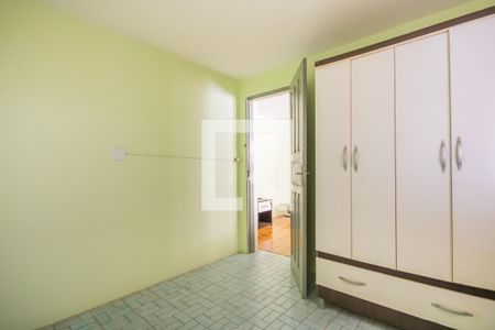 Quarto de casa para alugar com 1 quarto, 40m² em Ayrosa, Osasco