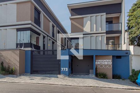 Fachada de casa de condomínio à venda com 2 quartos, 91m² em Vila Ré, São Paulo