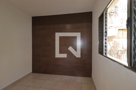 Quarto de casa para alugar com 1 quarto, 40m² em Vila Aquilino, Santo André