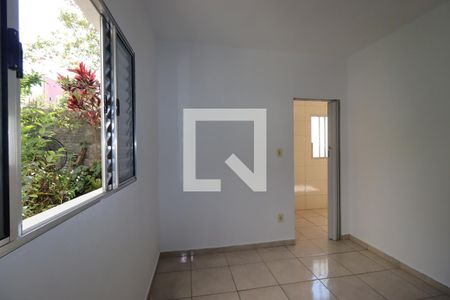 Quarto de casa para alugar com 1 quarto, 40m² em Vila Aquilino, Santo André