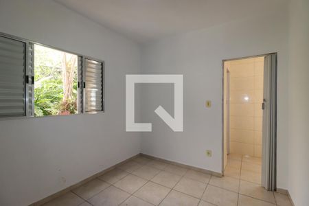 Quarto de casa para alugar com 1 quarto, 40m² em Vila Aquilino, Santo André