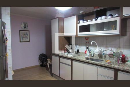 Casa à venda com 4 quartos, 200m² em Vila Pereira Barreto, São Paulo