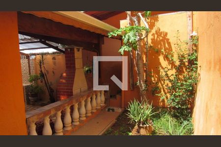 Casa à venda com 4 quartos, 200m² em Vila Pereira Barreto, São Paulo