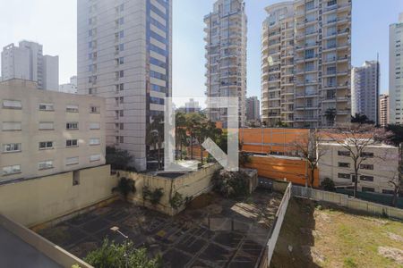 Vista de apartamento à venda com 1 quarto, 45m² em Moema, São Paulo