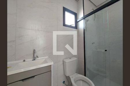 Banheiro de apartamento à venda com 1 quarto, 28m² em Cupecê, São Paulo
