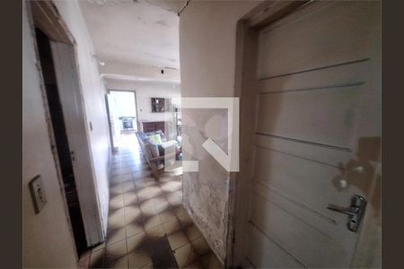 Casa à venda com 3 quartos, 200m² em Socorro, São Paulo