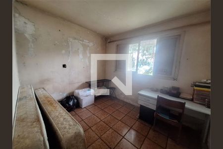 Casa à venda com 3 quartos, 200m² em Socorro, São Paulo