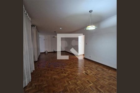 Casa à venda com 3 quartos, 208m² em Jardim Santa Helena, São Paulo