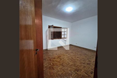 Casa à venda com 3 quartos, 208m² em Jardim Santa Helena, São Paulo