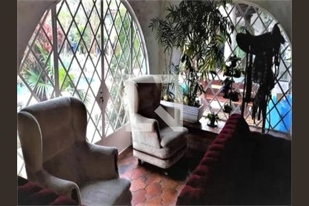 Casa à venda com 3 quartos, 400m² em Interlagos, São Paulo