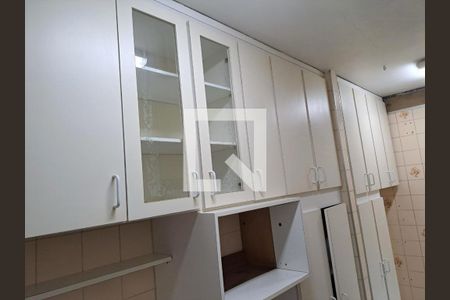 Apartamento à venda com 2 quartos, 58m² em Jardim Santa Josefina, São Paulo