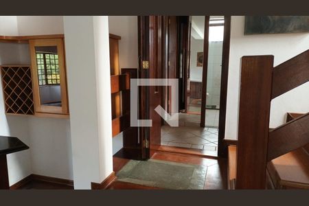 Acesso de casa de condomínio para alugar com 4 quartos, 336m² em Condomínio Estância Marambaia, Vinhedo