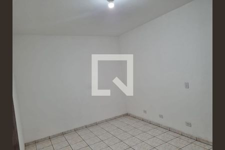 Quarto 2 de casa para alugar com 2 quartos, 50m² em Jardim Maria Virginia, São Paulo