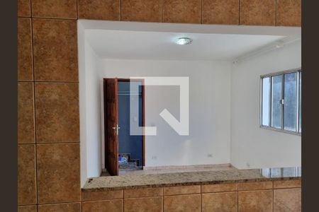 Sala de casa para alugar com 2 quartos, 50m² em Jardim Maria Virginia, São Paulo