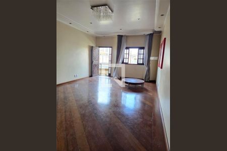 Casa à venda com 3 quartos, 300m² em Chácara Seis de Outubro, São Paulo