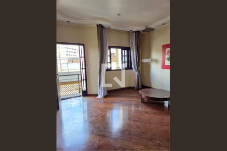 Casa à venda com 3 quartos, 300m² em Chácara Seis de Outubro, São Paulo