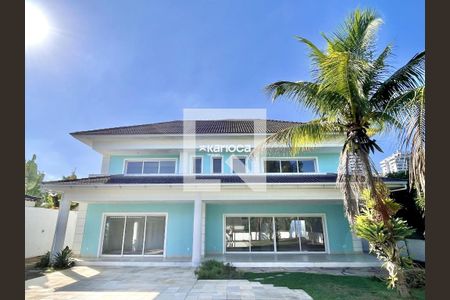 Casa à venda com 6 quartos, 1000m² em Recreio dos Bandeirantes, Rio de Janeiro