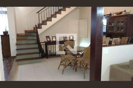 Casa à venda com 4 quartos, 270m² em Humaitá, Rio de Janeiro