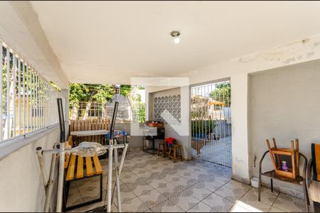 Garagem de casa à venda com 2 quartos, 144m² em Vila Marina, São Paulo