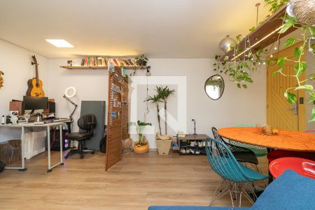 Sala de apartamento à venda com 3 quartos, 72m² em Cangaiba, São Paulo