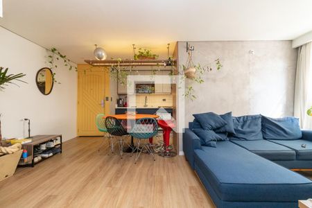 Sala de apartamento à venda com 3 quartos, 72m² em Cangaiba, São Paulo