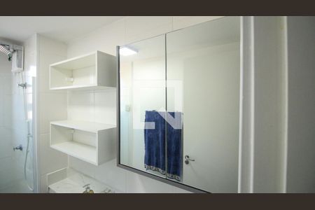 Banheiro de apartamento para alugar com 1 quarto, 25m² em Vila Ema, São Paulo