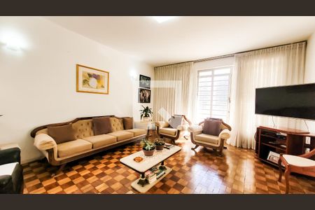 Sala 1 de casa à venda com 6 quartos, 280m² em Bosque, Campinas