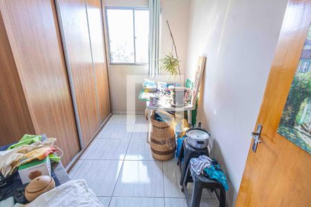 Quarto de apartamento à venda com 3 quartos, 57m² em Jardim Guanabara, Belo Horizonte