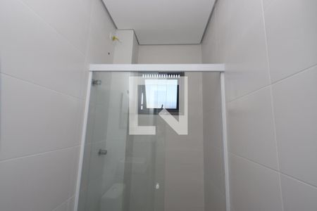 Banheiro de apartamento para alugar com 1 quarto, 33m² em Cidade Continental, São Paulo