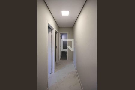 Corredor de apartamento para alugar com 2 quartos, 47m² em Cidade Continental, São Paulo