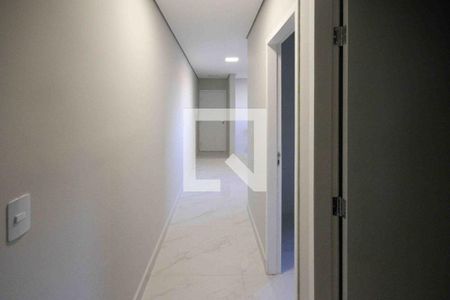 Corredor de apartamento para alugar com 2 quartos, 47m² em Cidade Continental, São Paulo